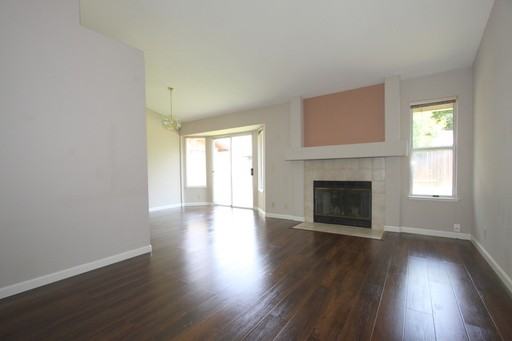 4262 May St - Photo 2 of 13