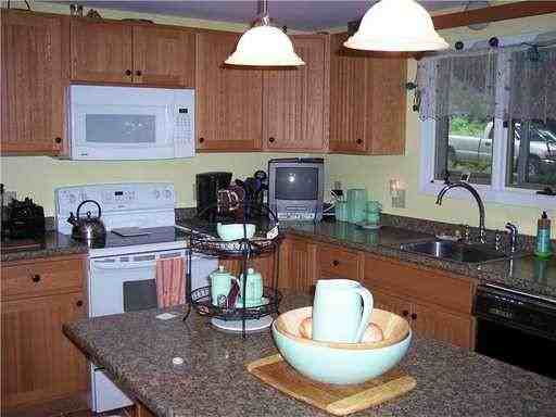 12 Great Oak Ln - Photo 3 of 12