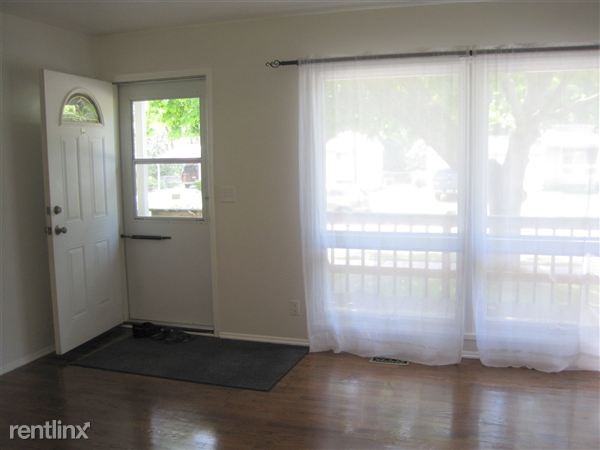 5792 Bayonne Ave - Photo 3 of 25