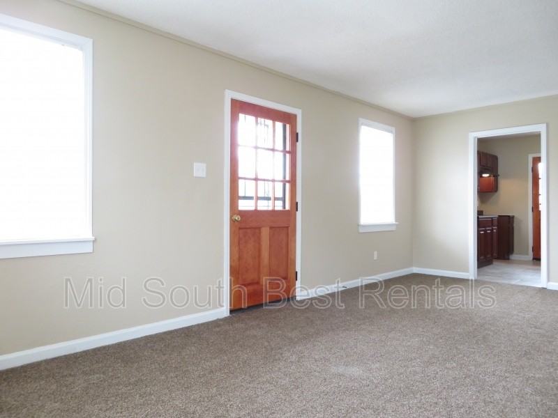 3161 Hilda St - Photo 2 of 8