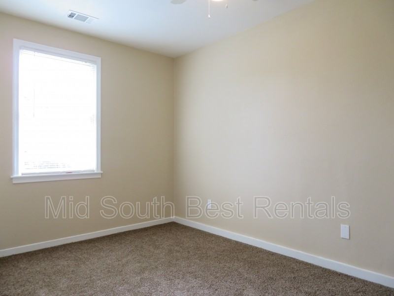 3161 Hilda St - Photo 7 of 8