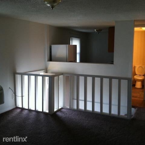 4915 W 11th St #B - Photo 3 of 4