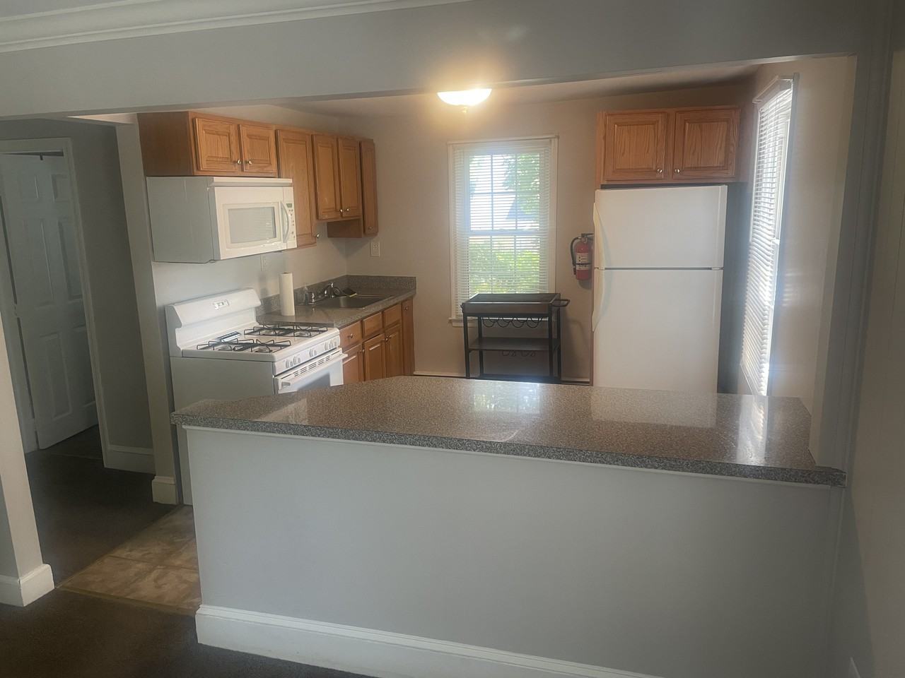 412 Wesley Ave #C - Photo 3 of 7