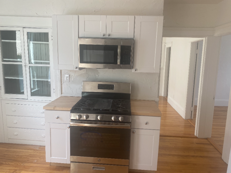 47 Sterling St #3 - Photo 2 of 8