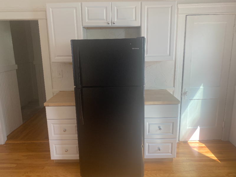 47 Sterling St #3 - Photo 3 of 8