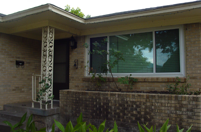 1805 N Pl - Photo 2 of 13