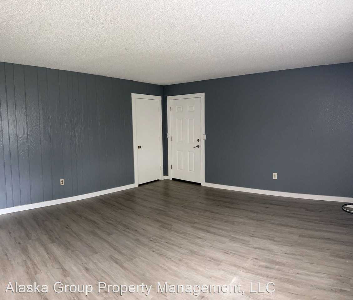 1251 Friendly Lane - Photo 2 of 5