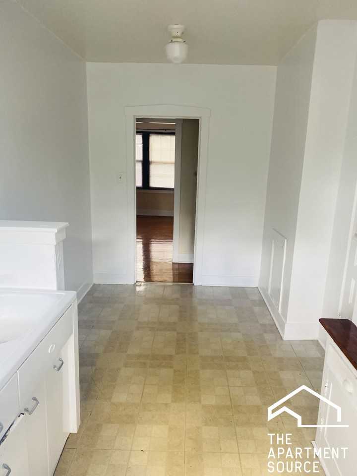 3144 Harlem Ave #2B - Photo 2 of 8
