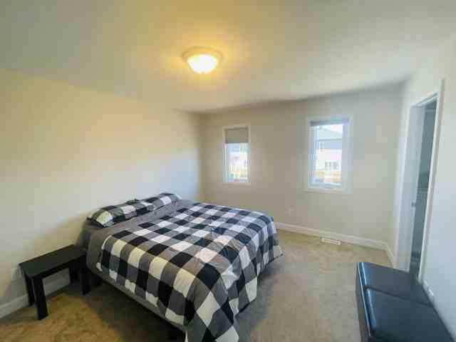 532 Lucent St - Photo 3 of 9