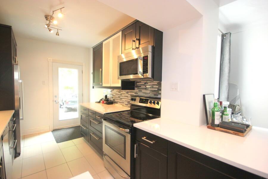 20 Henry St - Photo 2 of 11