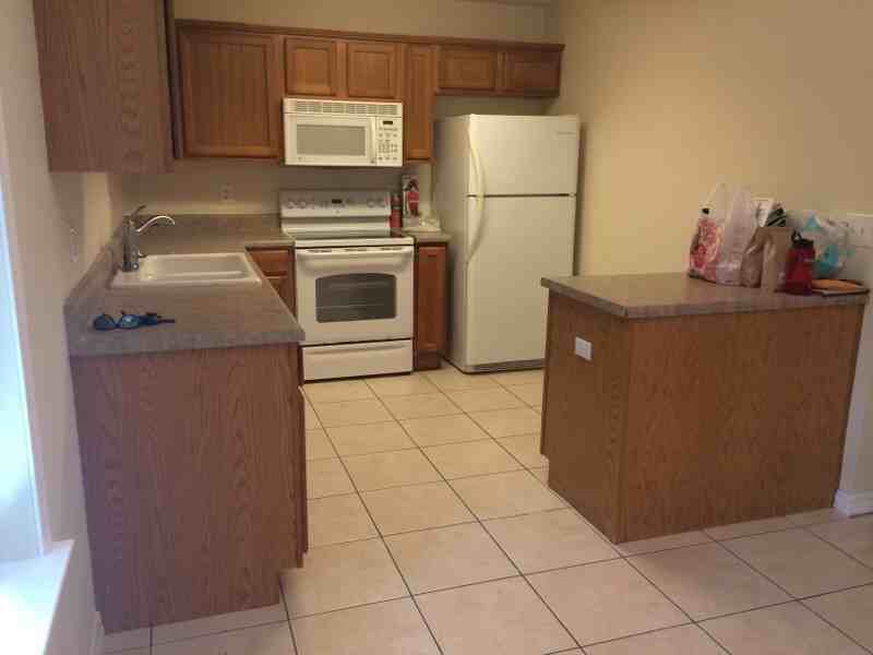 100 Andalusia St - Photo 2 of 13