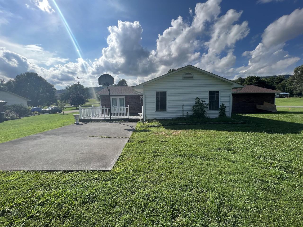 1658 Highway 91 #1 - Photo 3 of 10