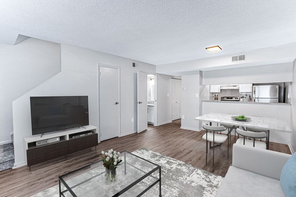 The Flats on Hampstead - Photo 6 of 26