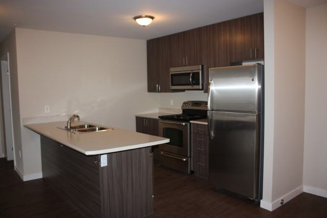 Lakeview Apartments - Photo 2 of 8