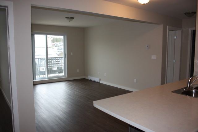 Lakeview Apartments - Photo 3 of 8