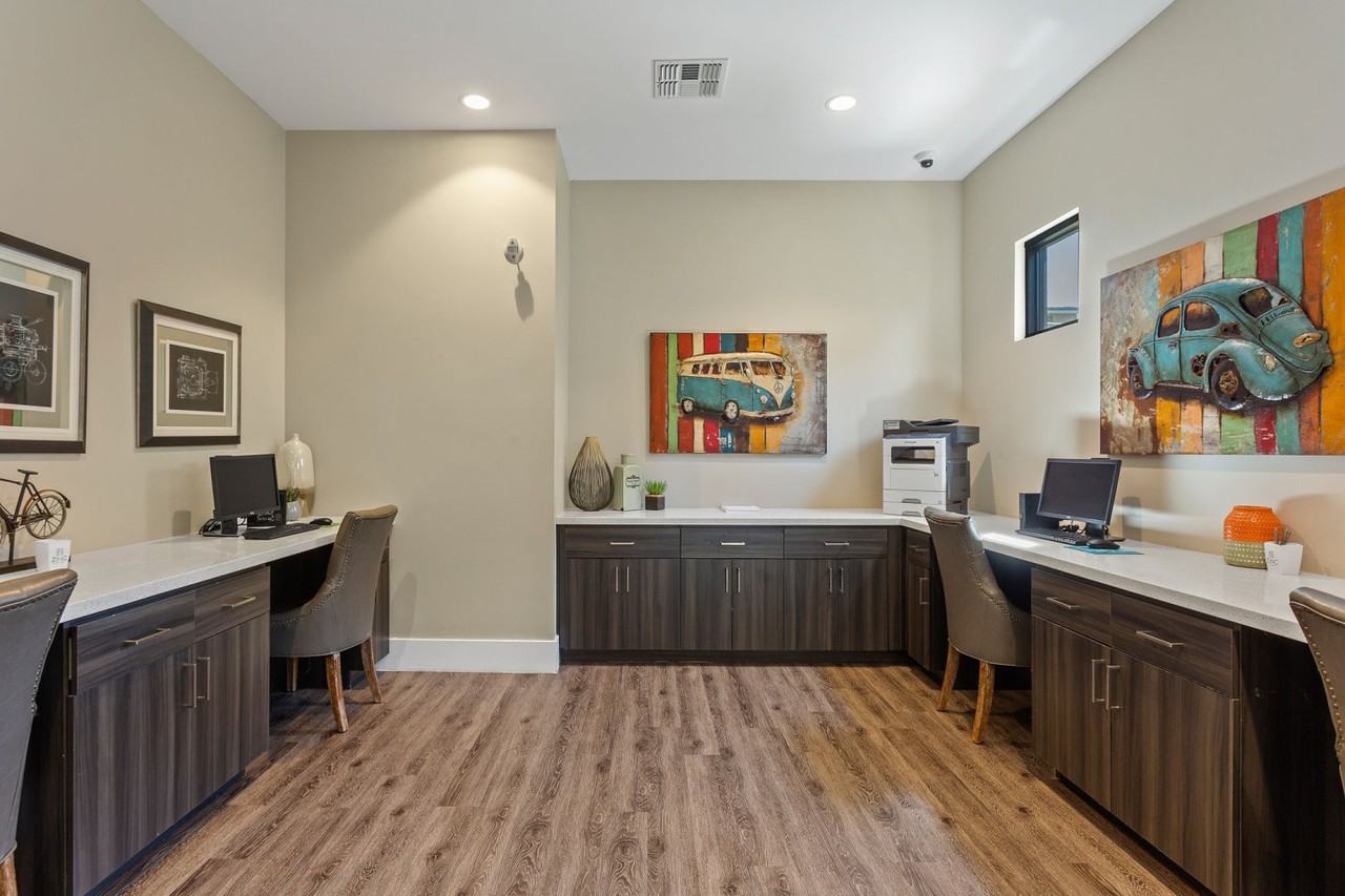 Zinc Apartments - Photo 3 of 37