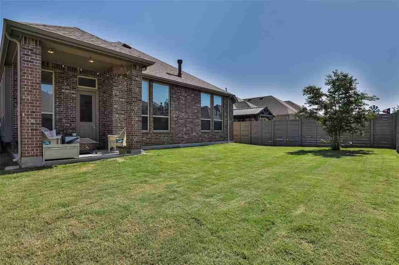 1816 Harrier Ln - Photo 2 of 13