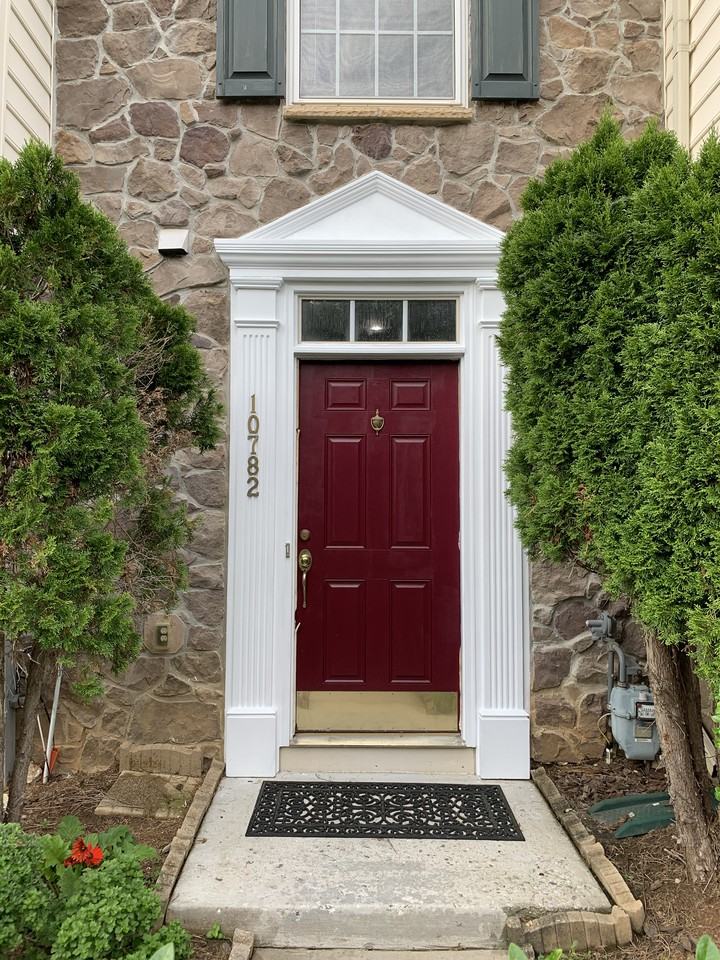 10782 Enfield Dr #10782 - Photo 2 of 16