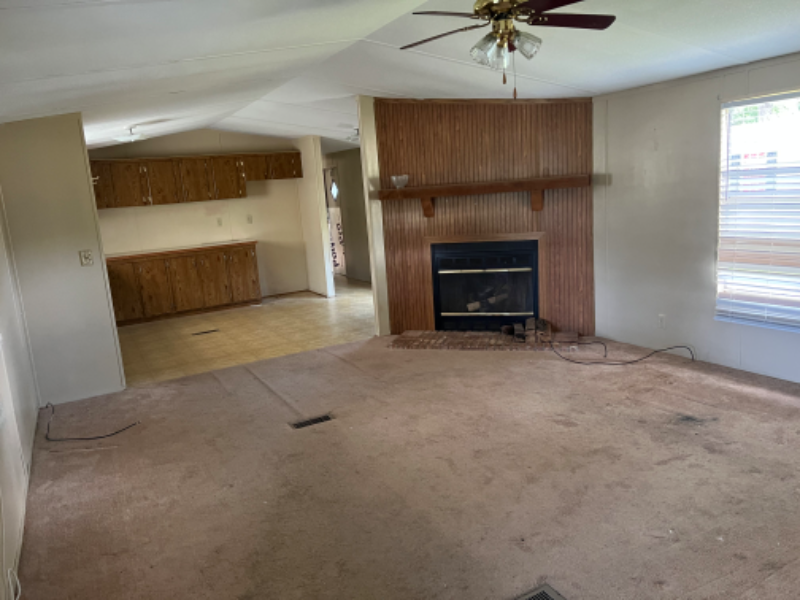 313 Anne St - Photo 2 of 14