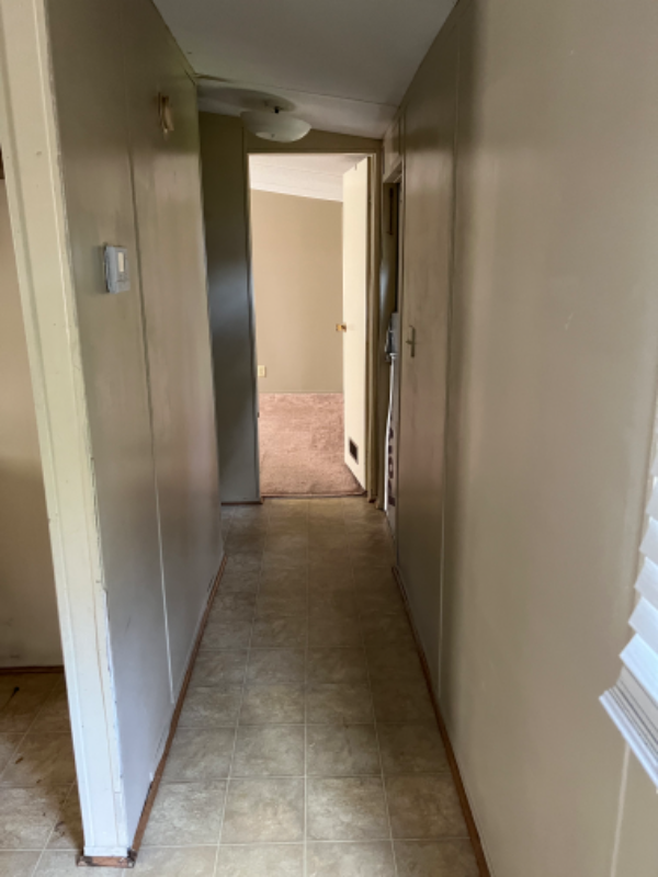 313 Anne St - Photo 3 of 14