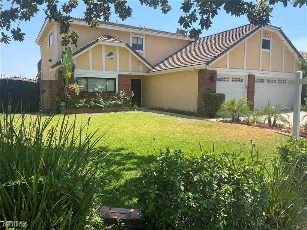 3248 Brookridge Rd - Photo 2 of 8