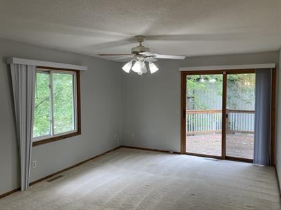 7250 Bagpipe Blvd - Photo 3 of 32