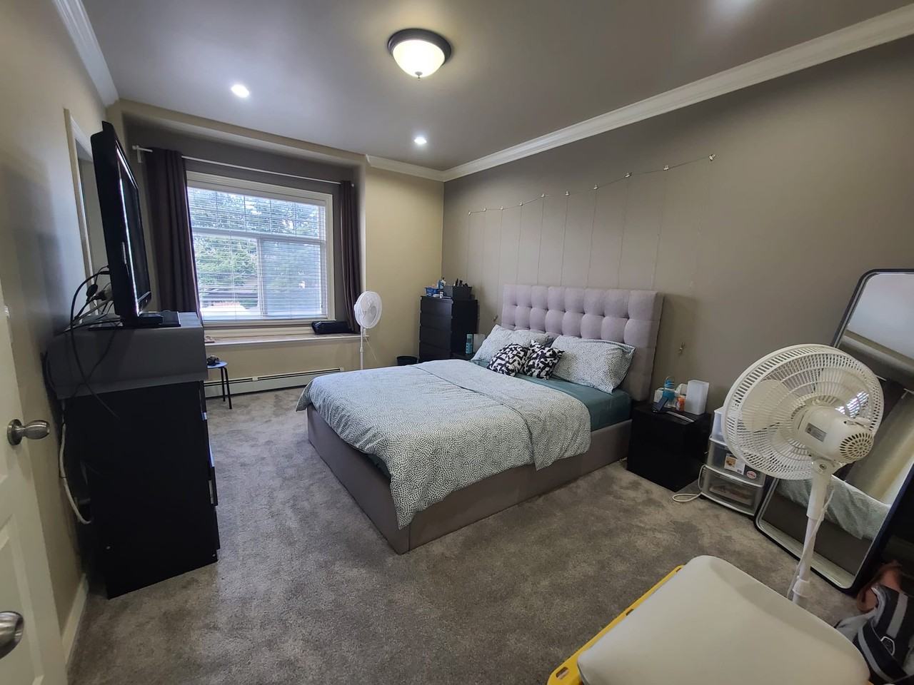 7120 144 Street - Photo 5 of 12