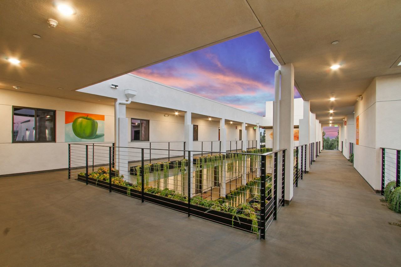 Art Set NoHo - Photo 5 of 31