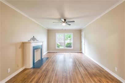1446 S Erie Ave #1 - Photo 5 of 35