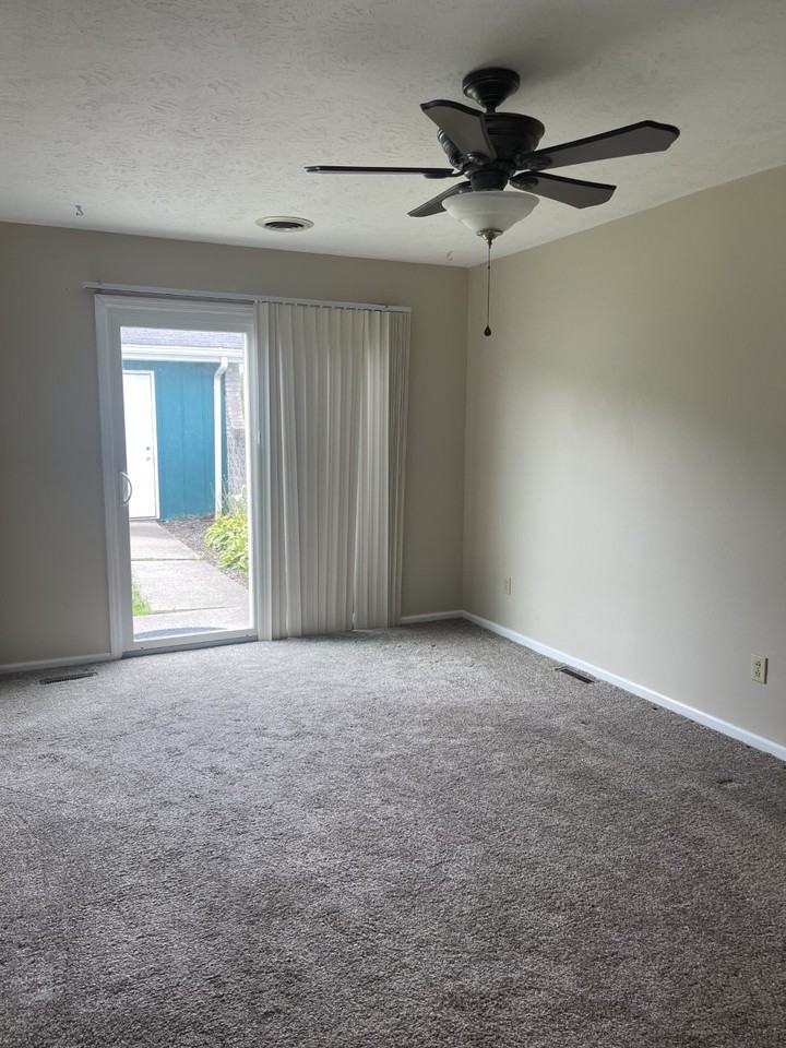 503 Lovers Ln #503 - Photo 4 of 9