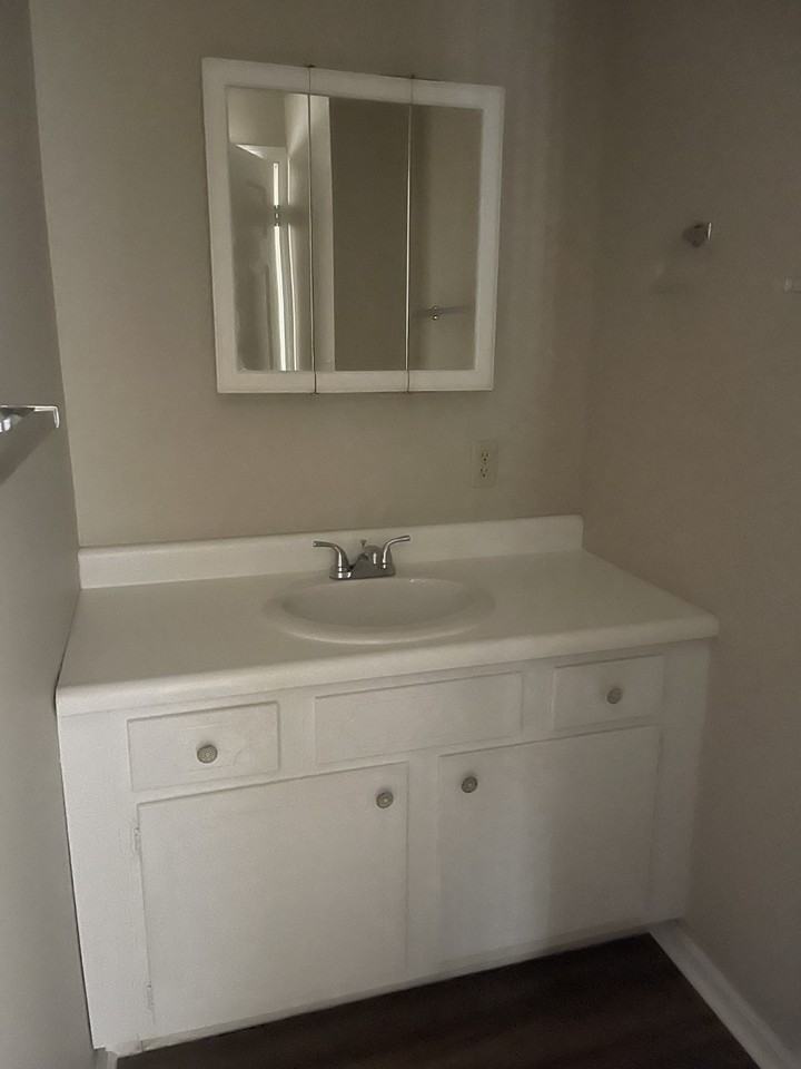 503 Lovers Ln #503 - Photo 5 of 9