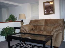 featured image of 211 Williams St #1
