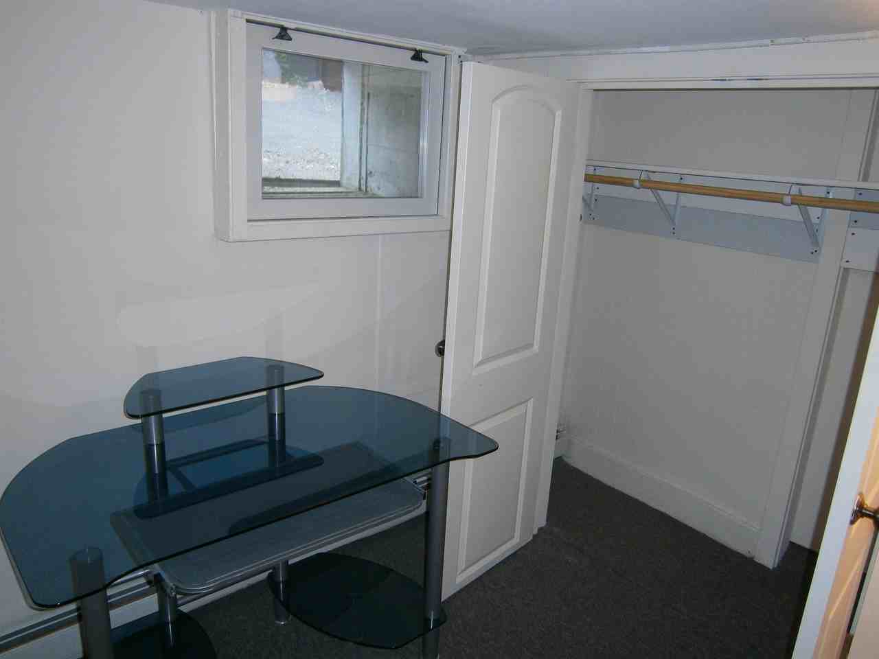 211 Williams St #1 - Photo 6 of 11