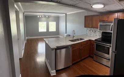 151 E Washington St #529