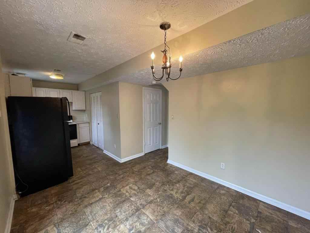 3199 Yellowstone Pkwy Unit B - Photo 2 of 5