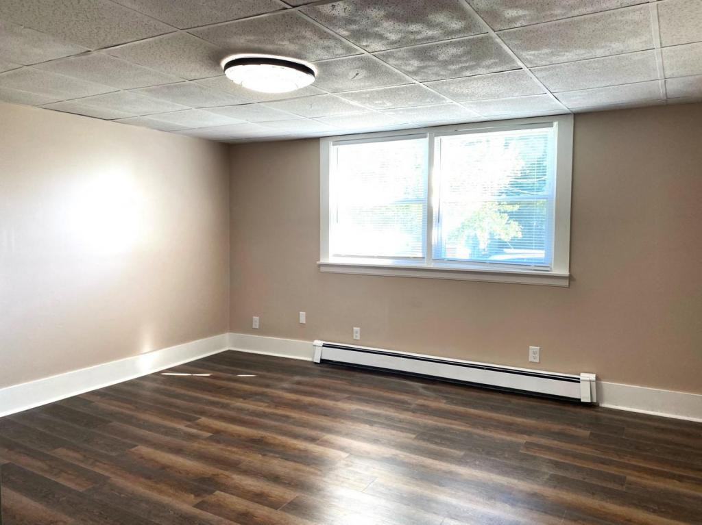 27 Patterson St Apt 1 - Photo 3 of 12