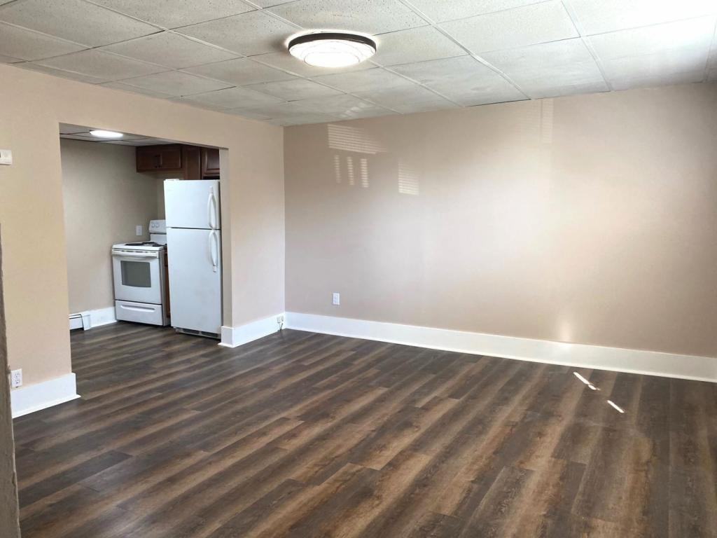 27 Patterson St Apt 1 - Photo 5 of 12