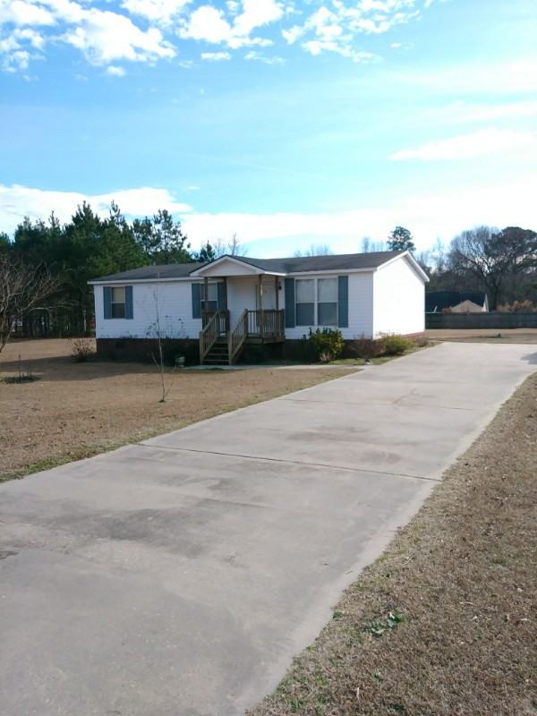 387 Deanne Ln - Photo 2 of 15