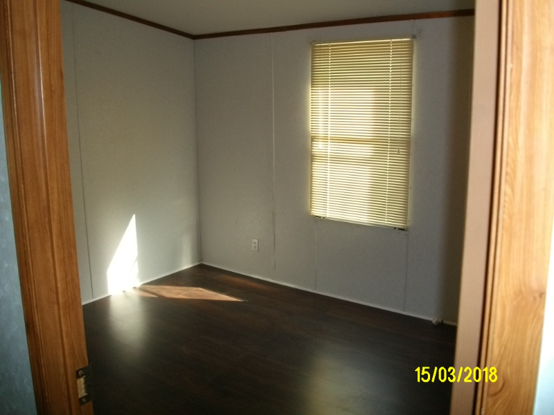 387 Deanne Ln - Photo 6 of 15