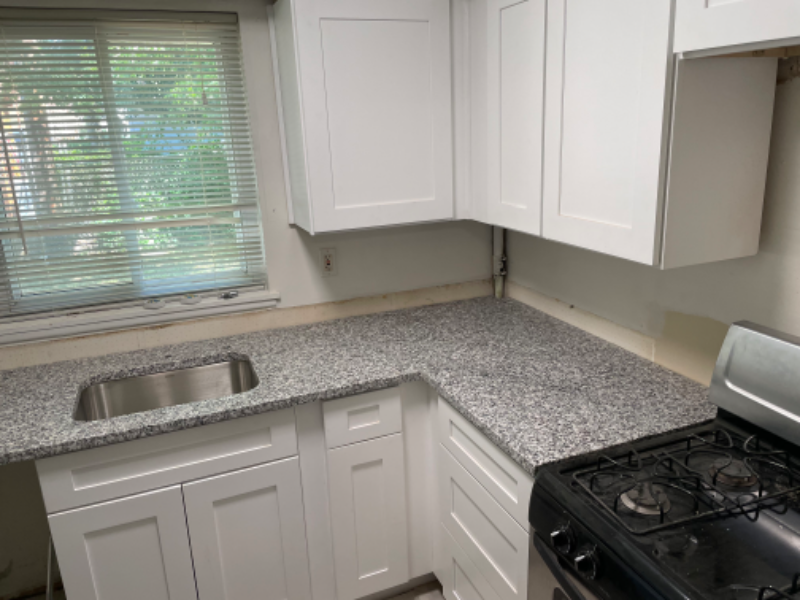 1519 Severn Ln - Photo 2 of 9