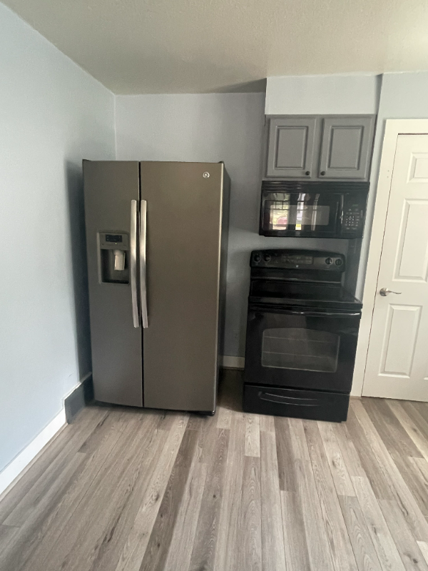 130 Main St - Photo 2 of 19