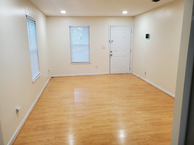 233 Beechwood Ave - Photo 3 of 23