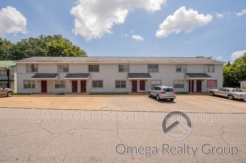 2705 18th Ave #4D - Photo 2 of 30