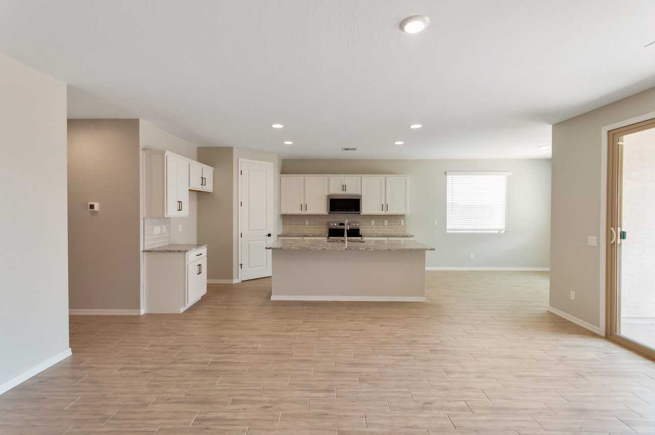 36033 W San Clemente Ave - Photo 3 of 27