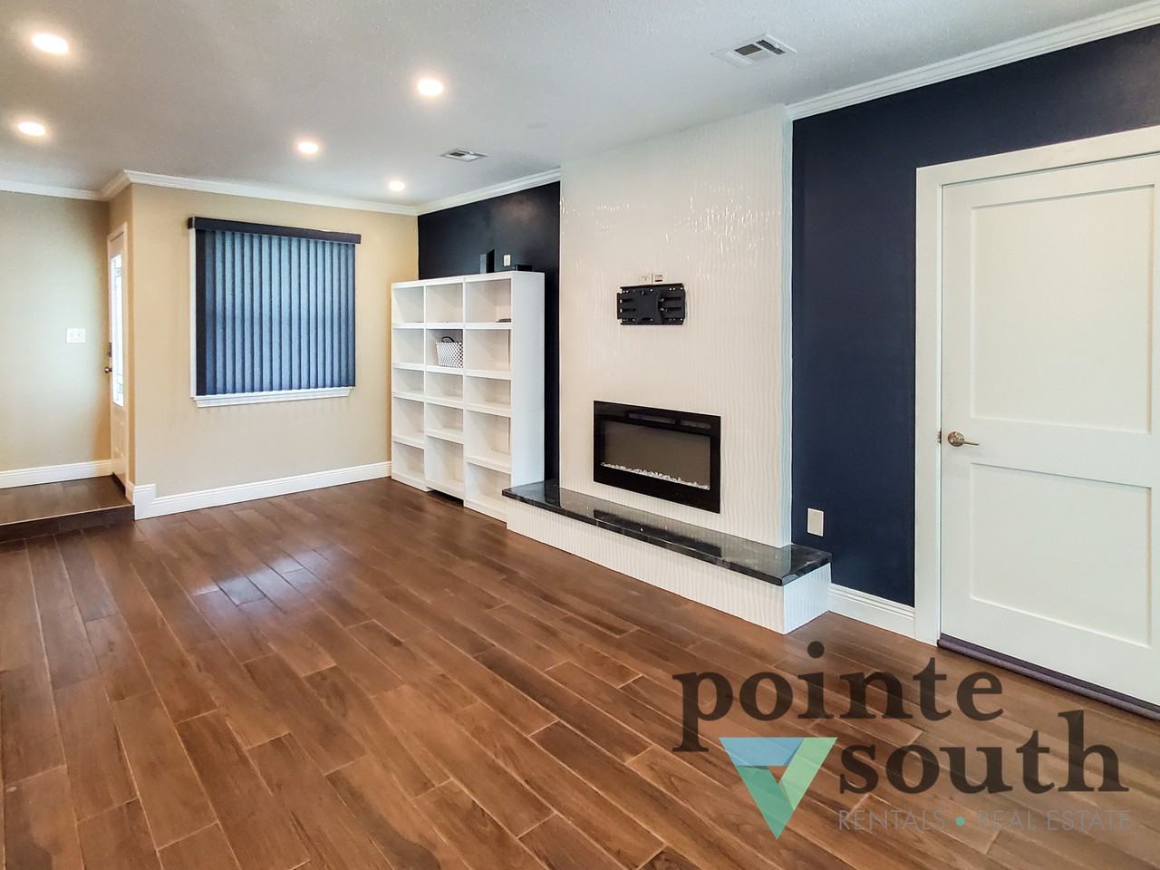 8121 Monticello Dr - Photo 3 of 25