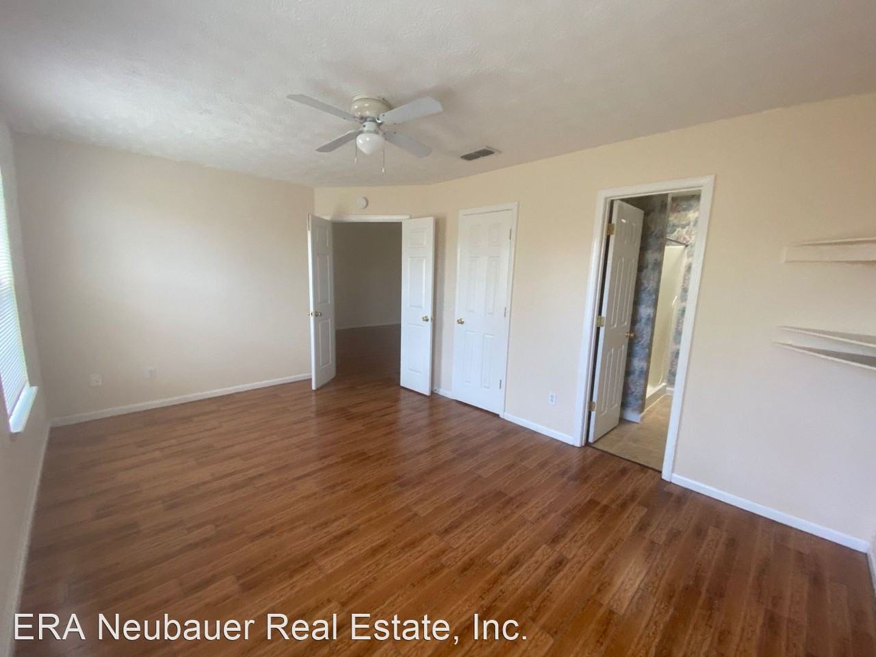 111 Abigail Ln - Photo 3 of 8