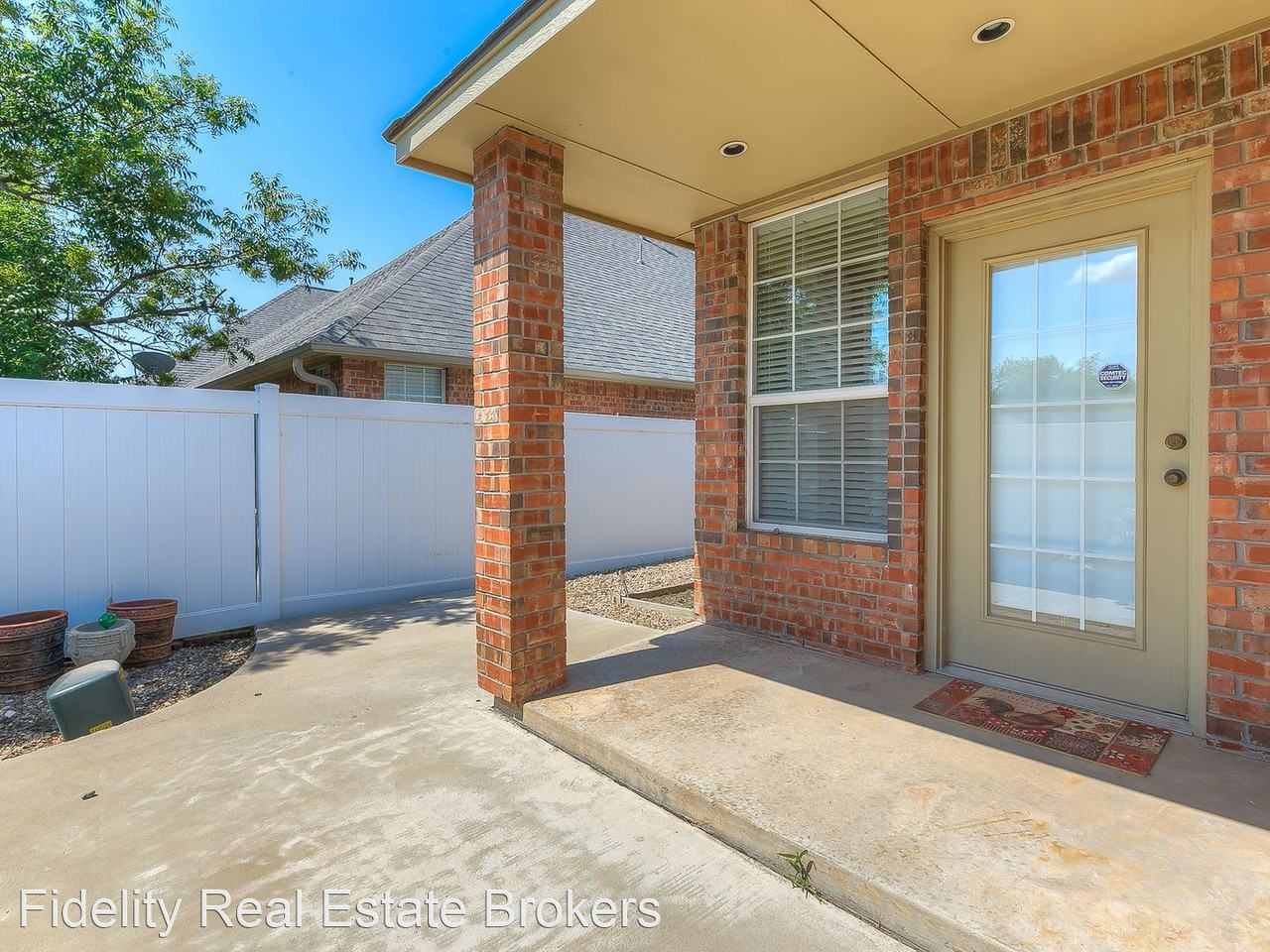 14912 Monticello Dr - Photo 3 of 32