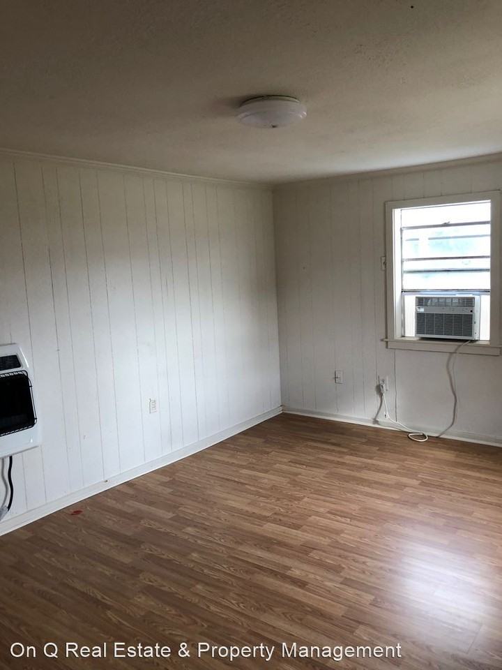 1621 Kathleen St - Photo 2 of 13