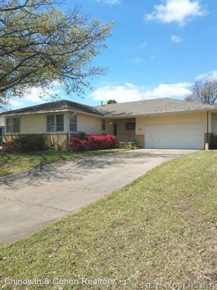 3240 S Toledo Ave - Photo 3 of 17