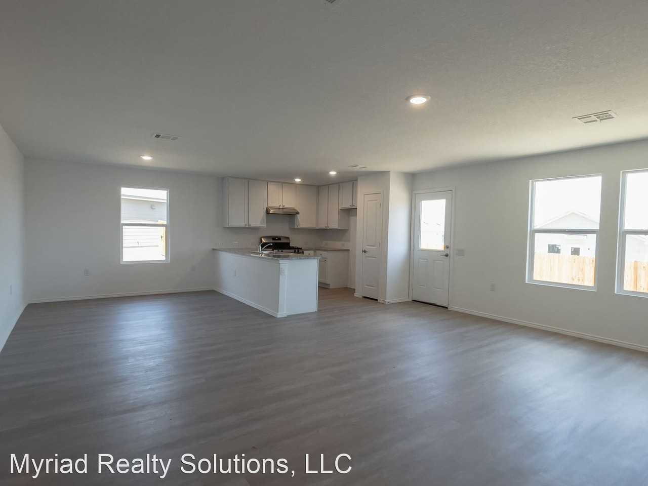 922 Manero Pass - Photo 3 of 20